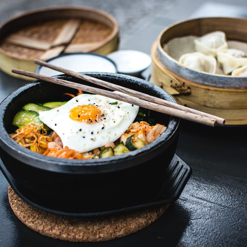 Photo of beautifuly arrenged food
